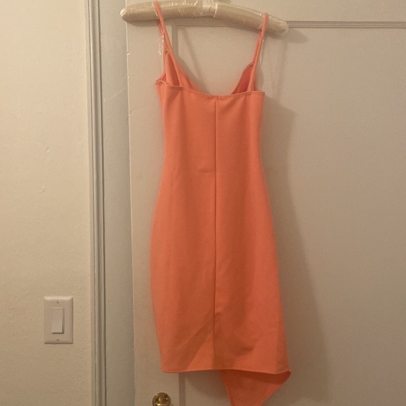 Pink Lily Dress - Picture 2 of 3